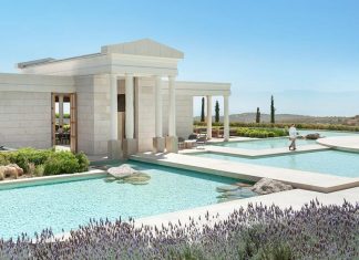 Grivalia και Dolphin Capital Partners απέκτησαν το Amanzoe